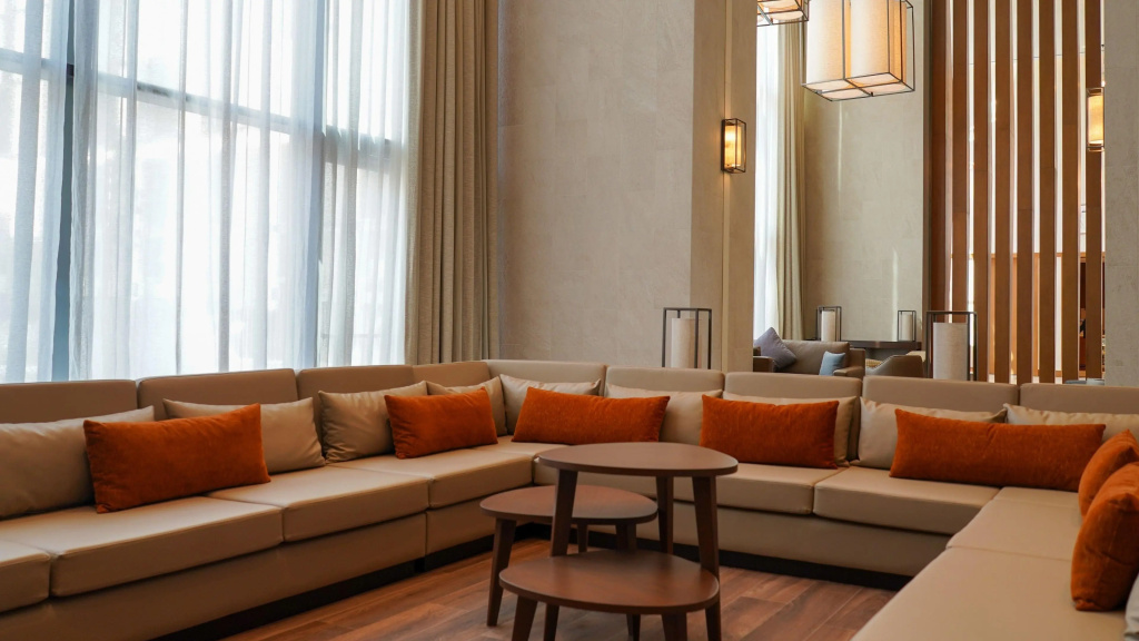 Staybridge Suites Dubai Al-Maktoum Airport by IHG