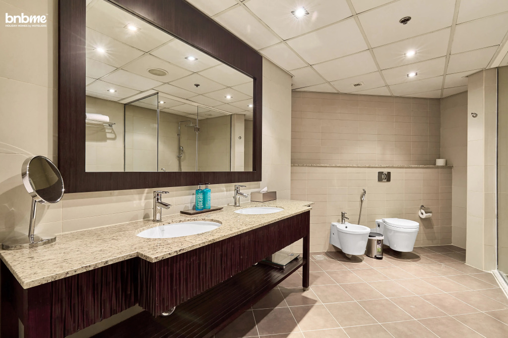 Апартаменты Bnbmehomes  Lux Living Redefined Palm Jumeirah - 507