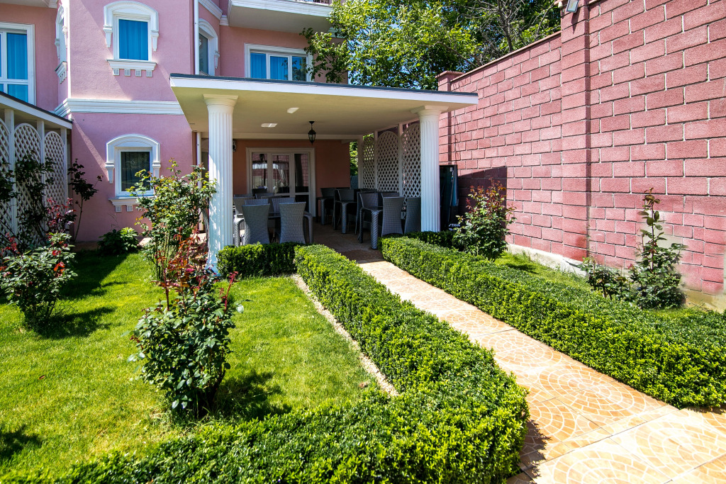 Riviera Guest House