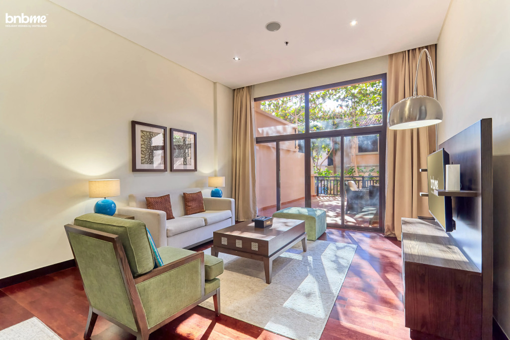 Апартаменты Bnbmehomes, Peaceful and Cozy 1BR with Private Terrace G17
