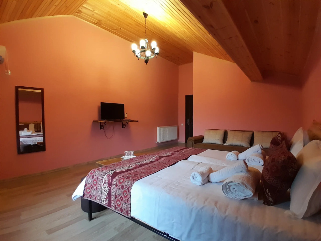 Бутик-отель Château Fort de Manavi, Boutique Hotel