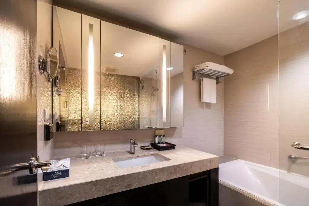Отель Rembrandt Residences Bangkok