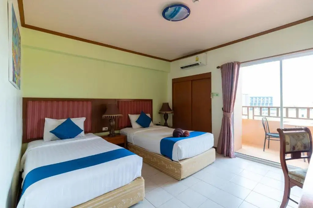 Thipurai Beach Hotel