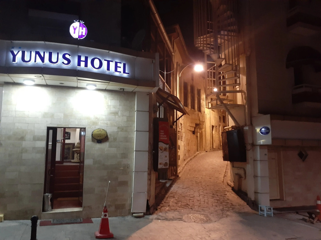 Отель Yunus