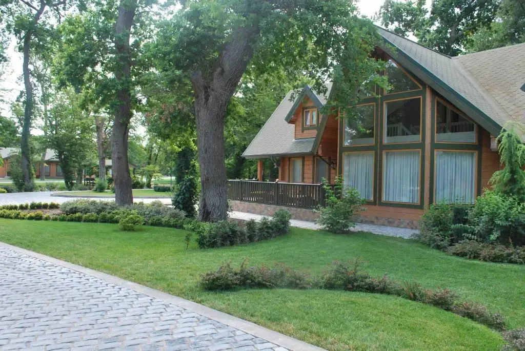 River Inn Resort and Spa Hotel