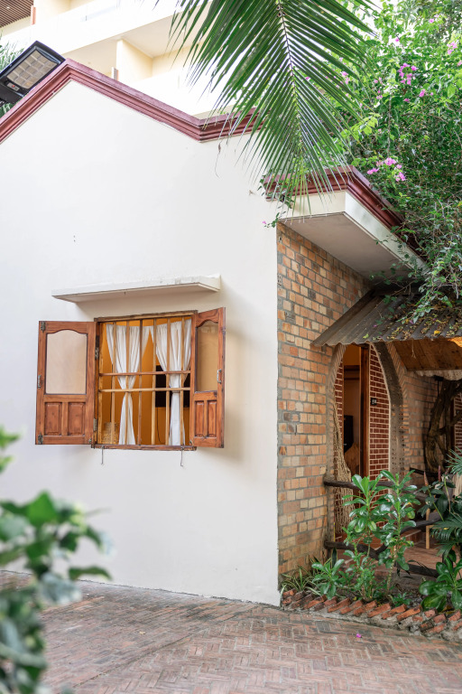 Отель Canaan Beach Home