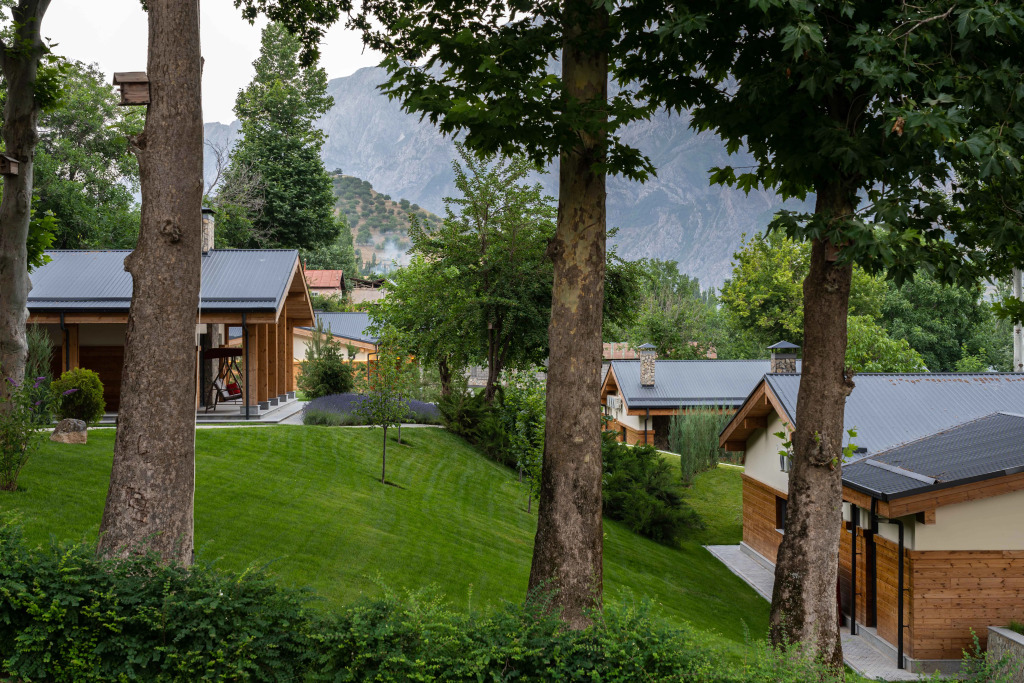 Burchmulla Resorts