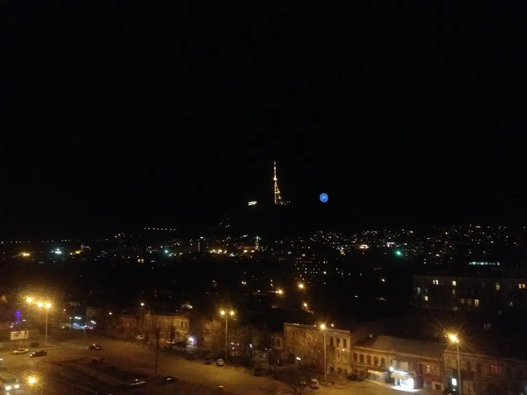 Центральная гостиница Тбилиси
