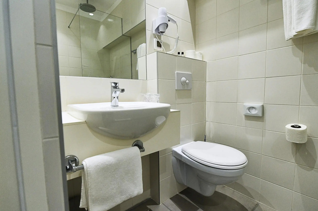 Отель Belgrade Inn
