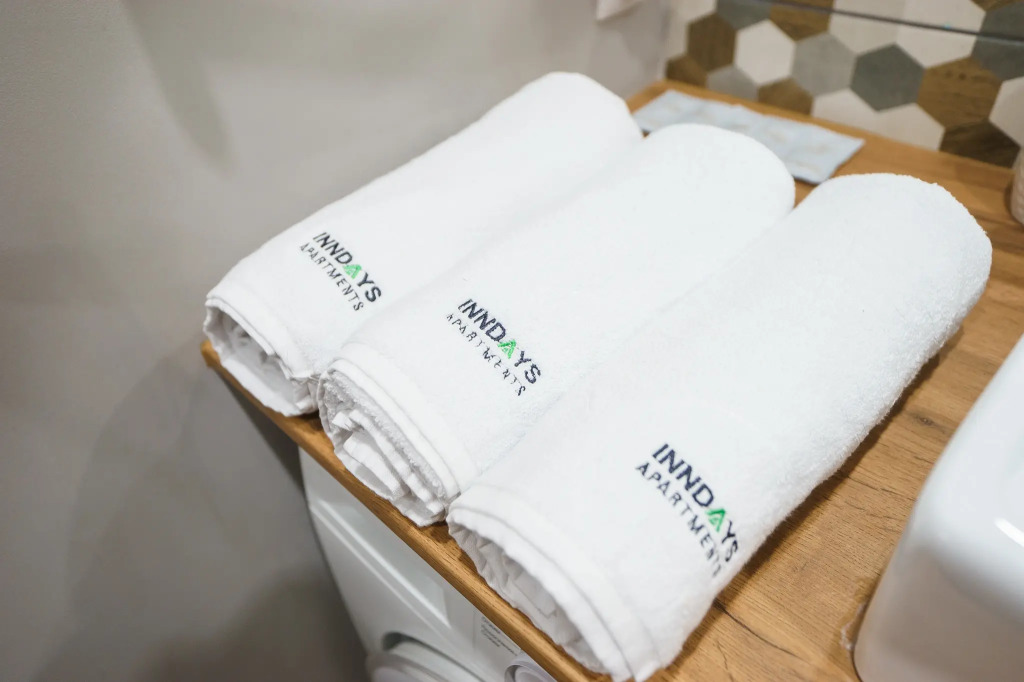 Квартира InnDays Apartments Академика Насоновой 1В