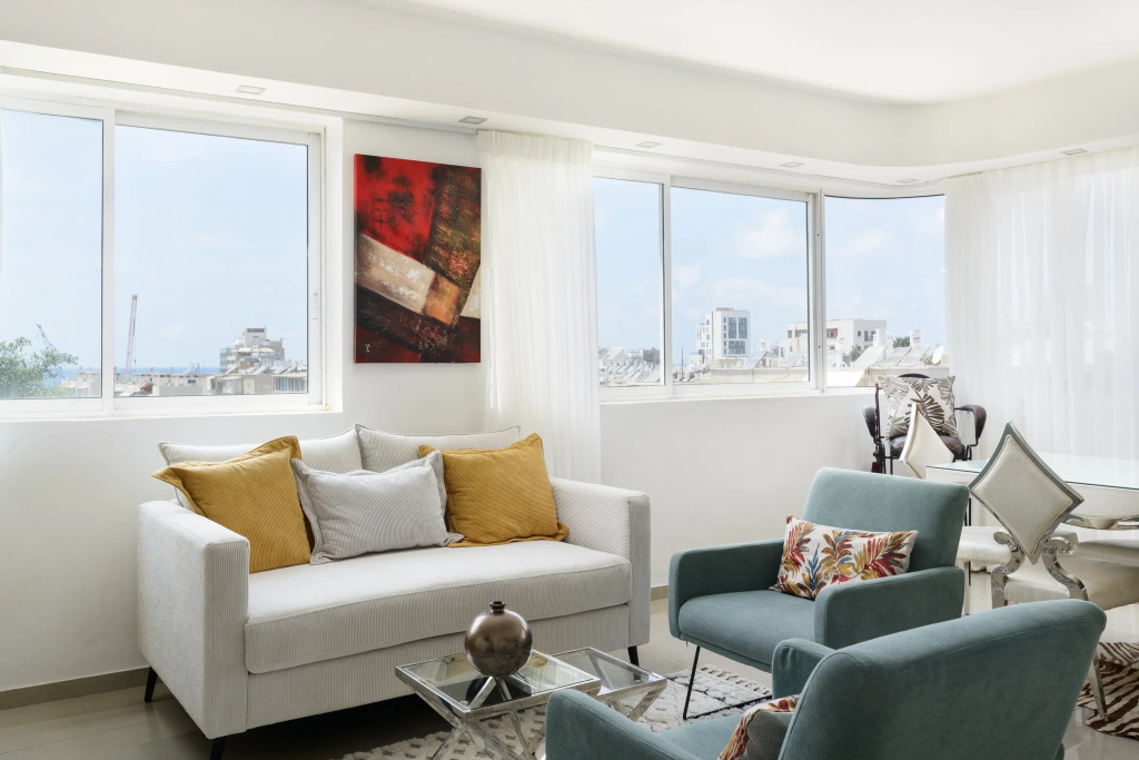 Апартаменты Penthouse with Panoramic View by FeelHome