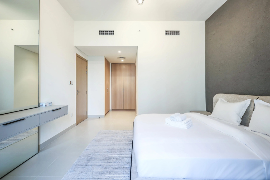 Апартаменты Elite LUX Holiday Homes Exquisite 2BR at Island Park 1 Dubai Creek Harbour
