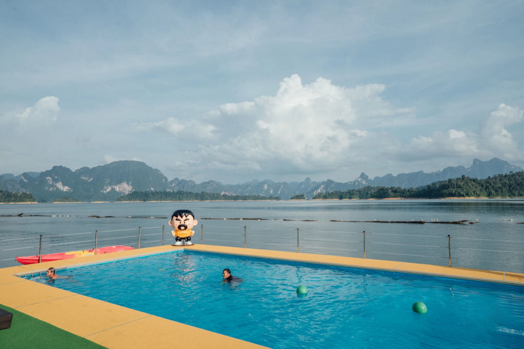 500 Rai Floating Resort