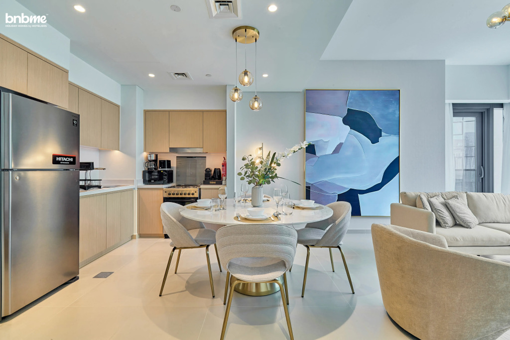 Апартаенты Bnbmehomes | Modern 2BR Treasure nr Dubai Fountain - 3302
