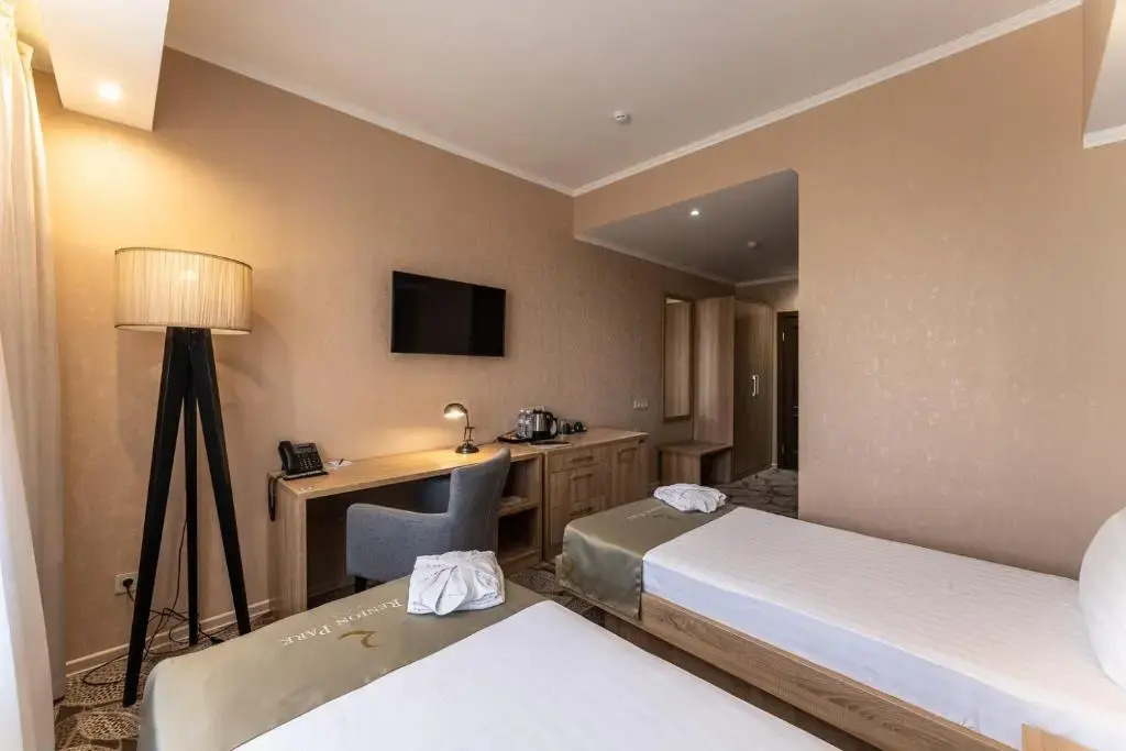 Renion Park Hotel