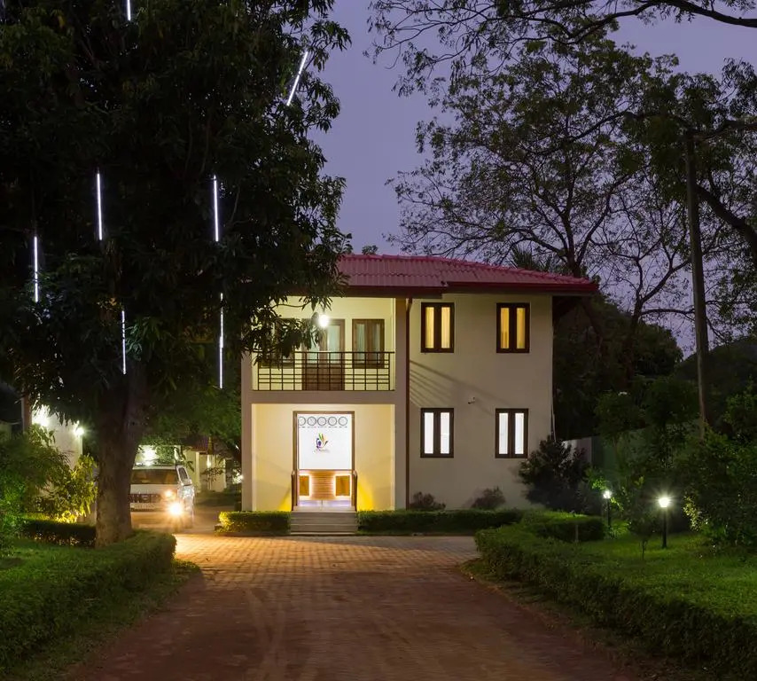 Hotel Chenra