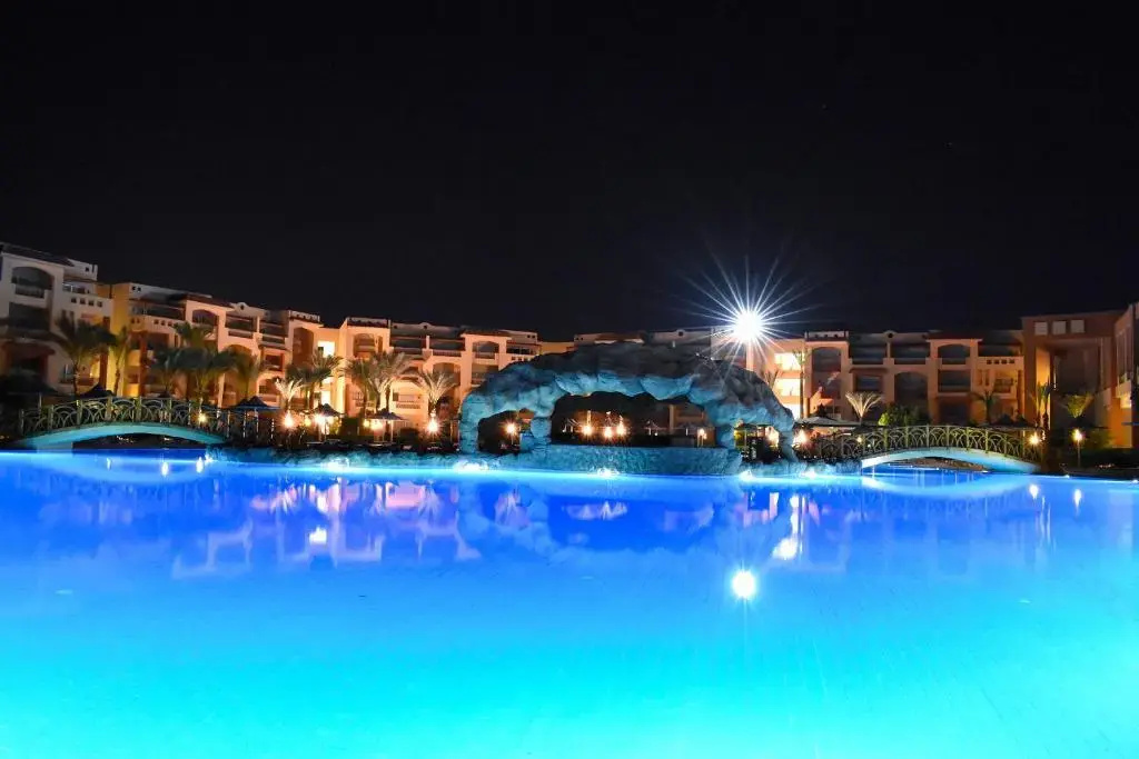 Курортный отель Parrotel Lagoon Waterpark