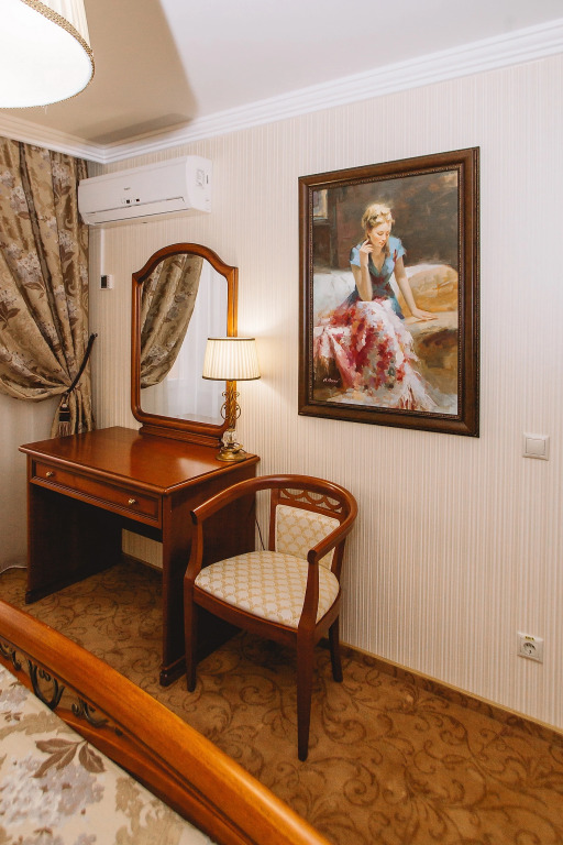 Chajkovskij Hotel