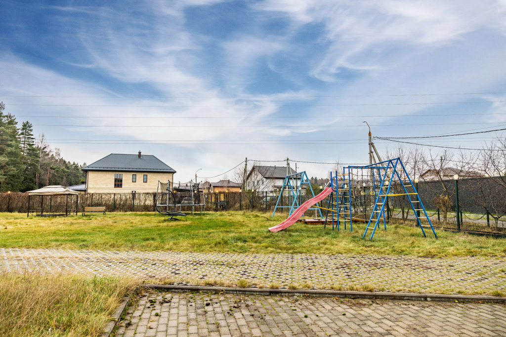 Коттедж Huse у Леса с Баней на дровах