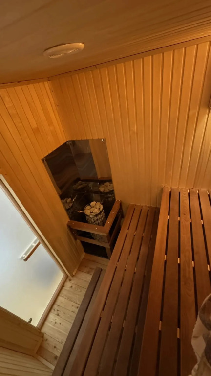 Частный дом Уютный Барн Rent House c купелью Фурако и сауной недалеко от водоема