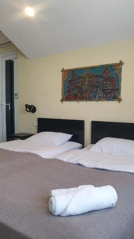 Lea Guest House