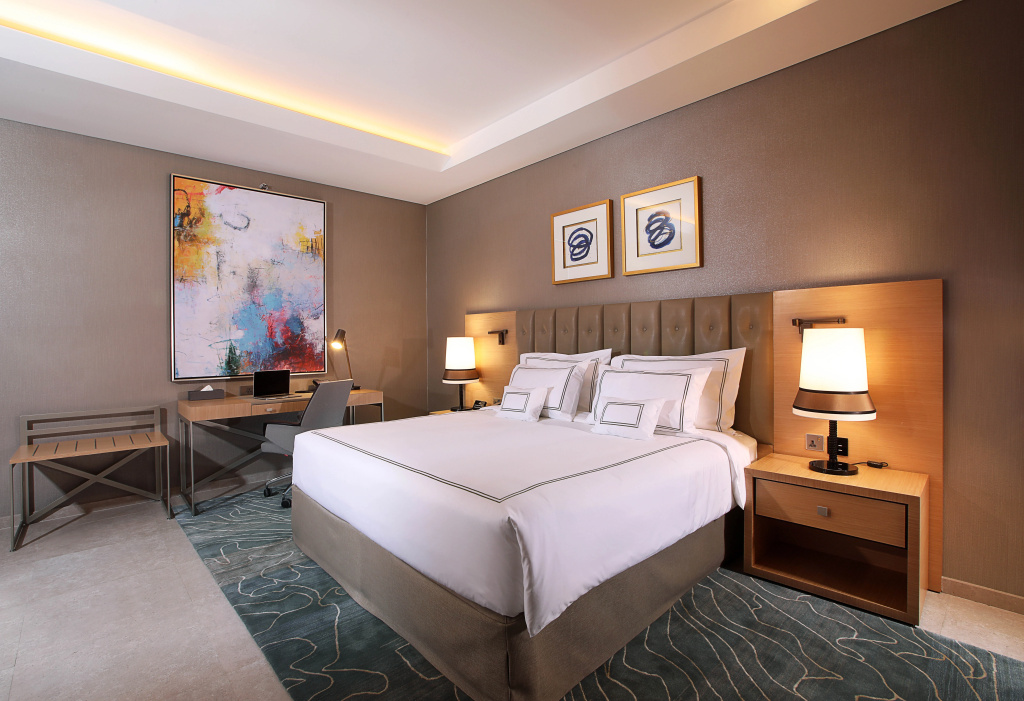 Отель Grand Cosmopolitan