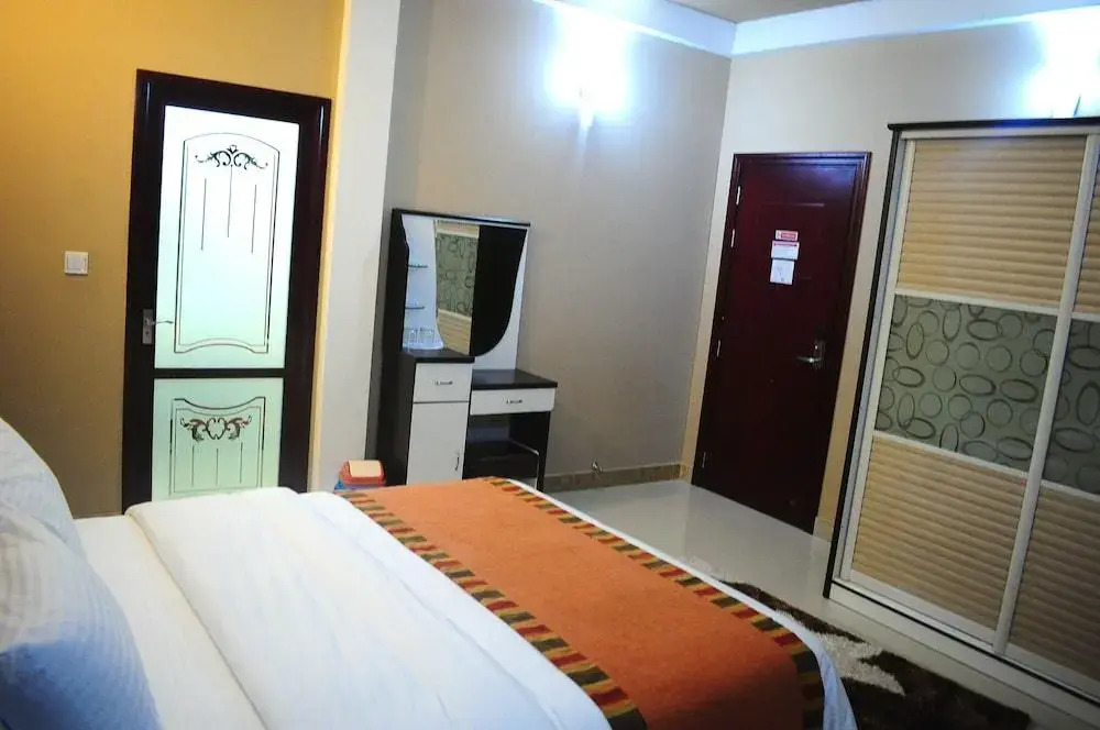 Гостевой дом Calyx Grand Fuvahmulah