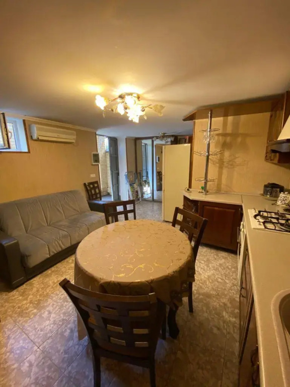 U Azy Guest House
