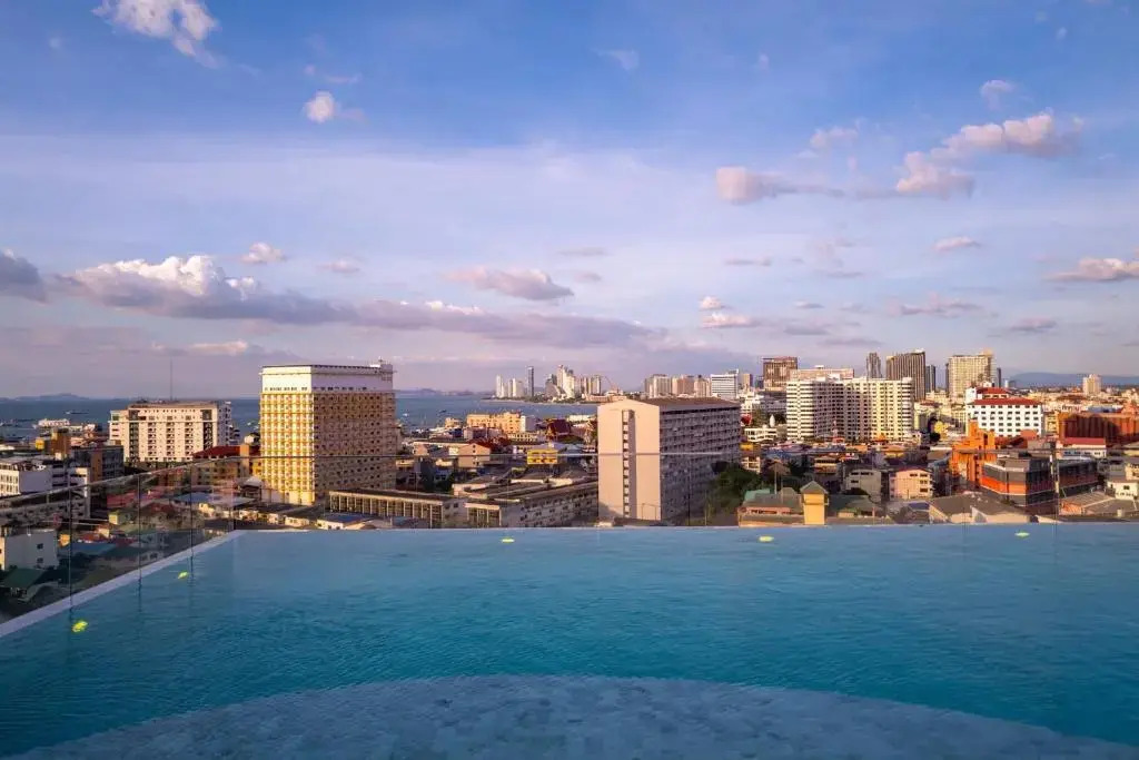 Отель Samsara Hotel Pattaya