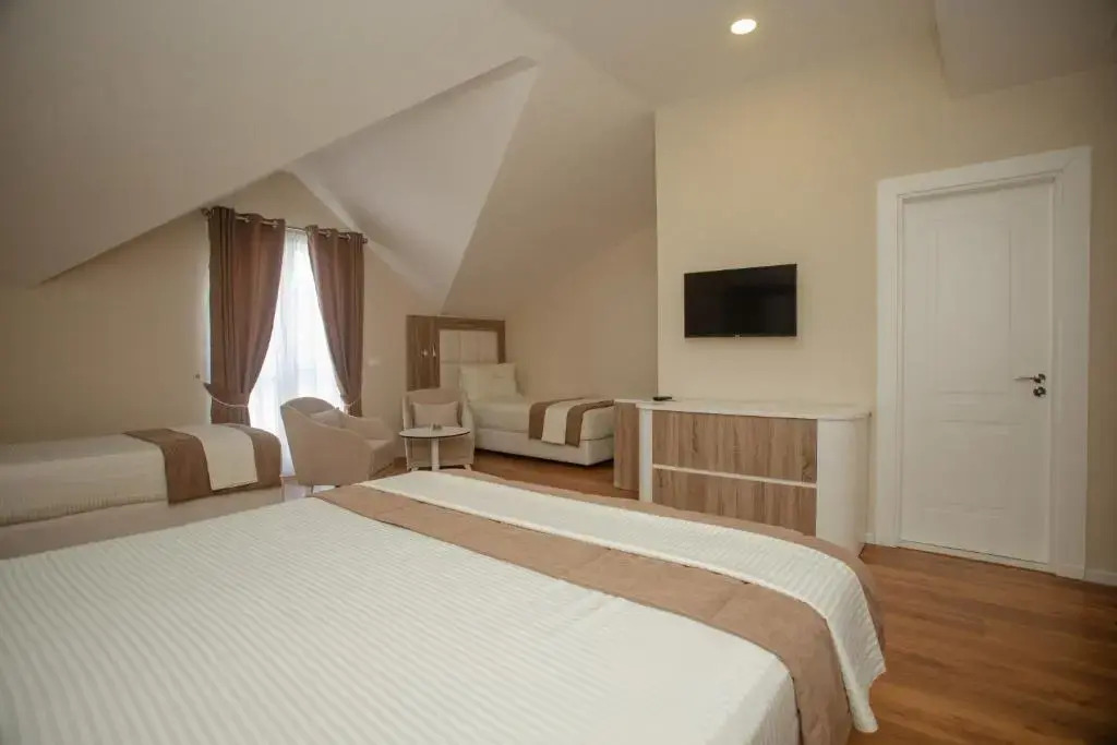 Kompleksi Exalco Al Hotel