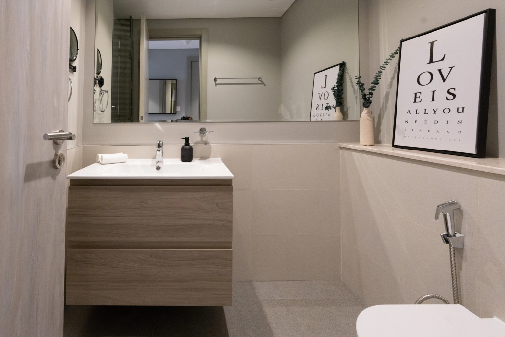 Апартаменты Keyrock Living Stylish Zada Tower Retreat