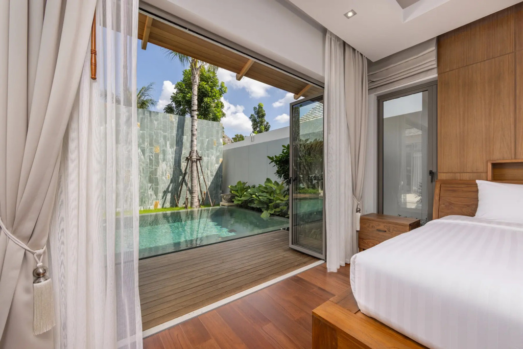 Modern 3BR Villa Kaimana with Private Pool