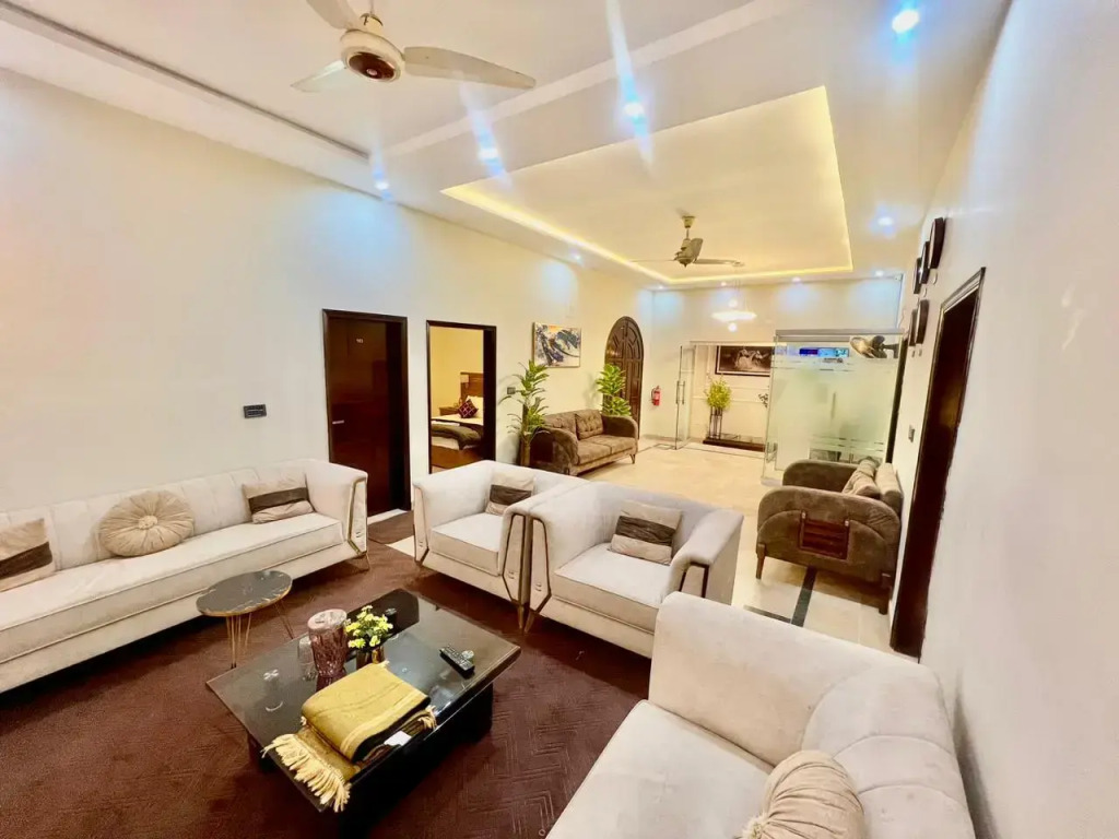 Ночлег и завтрак (B&B) BNB Royal inn Chalet