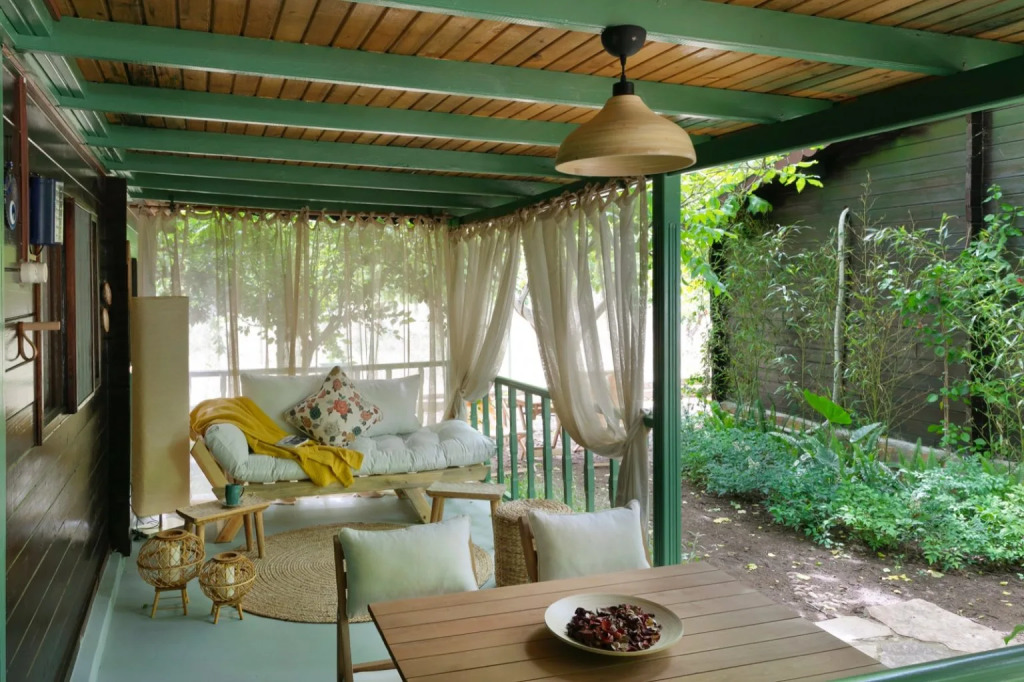 Gayb-i Bungalows , Plus 12 Years Old - Free Access to Beach