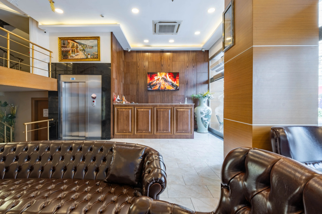Bulvar Hotel