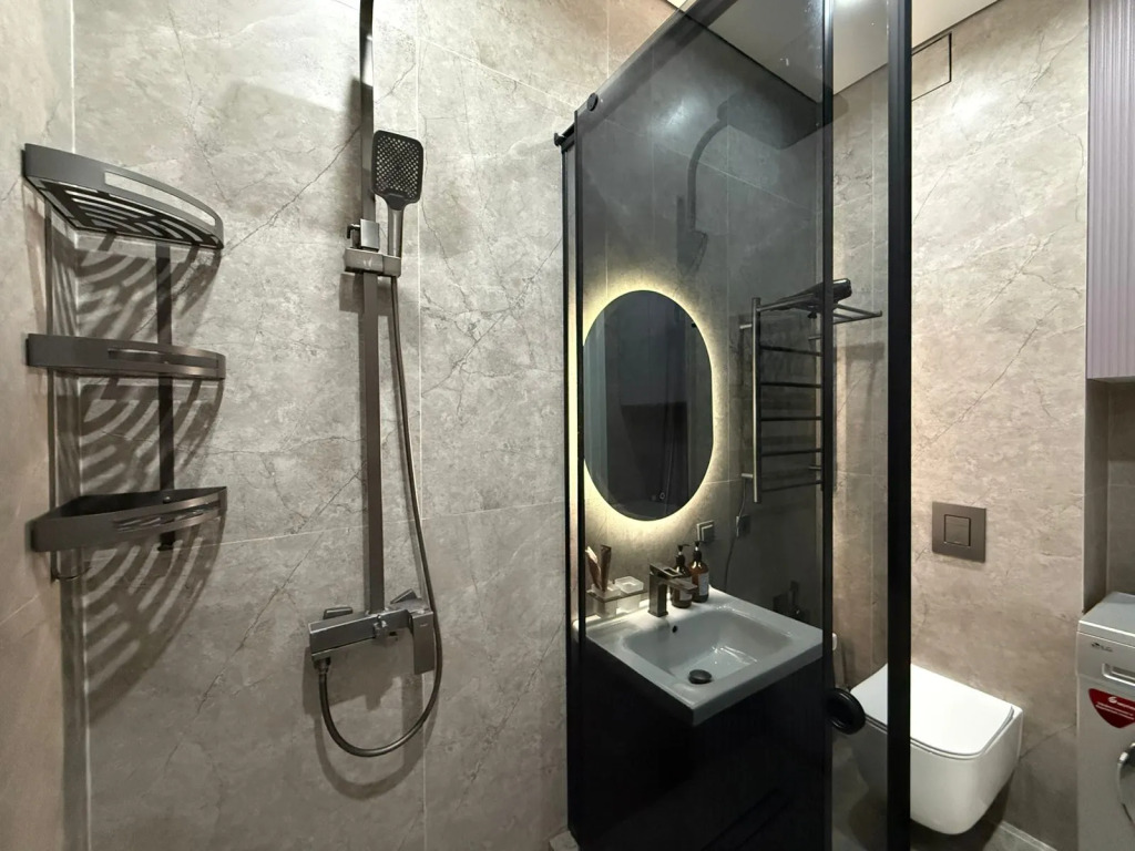 Meridian 151 Residence Flat