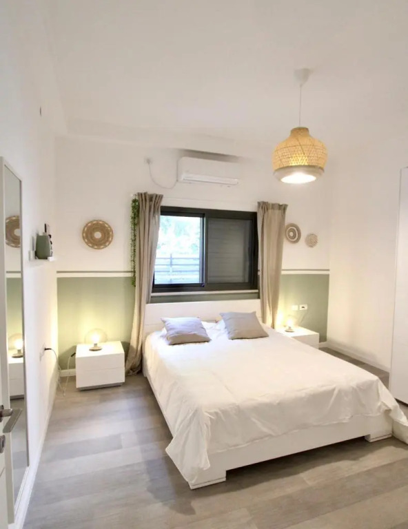Апартаменты Modern & Design by FeelHome