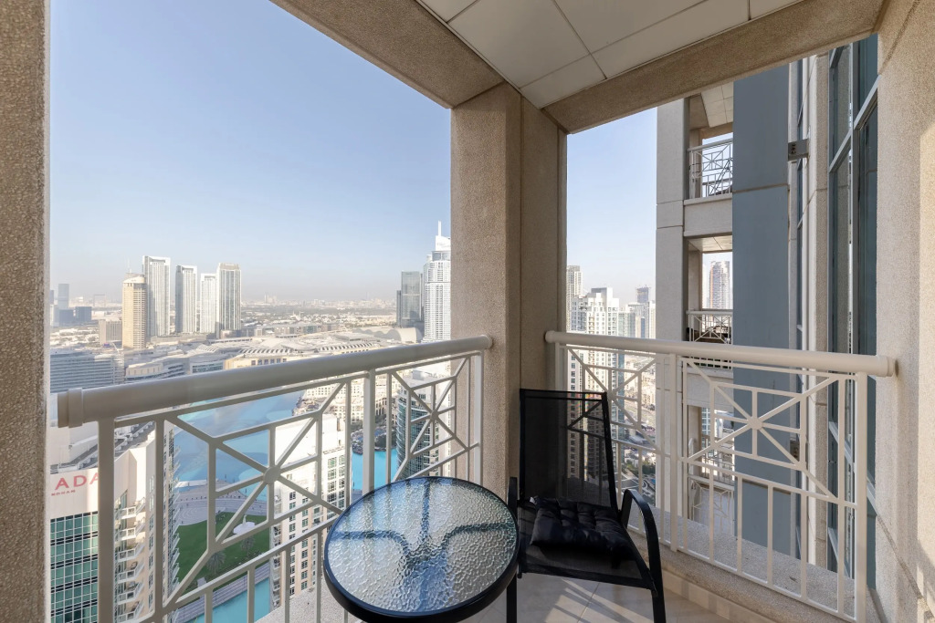 Апартаменты Elegant 2BR Balcony and Stunning Burj Views