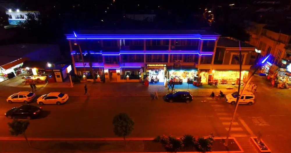 More Hotel