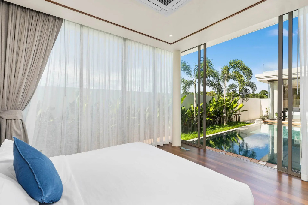 Bangtao Laguna Apartments