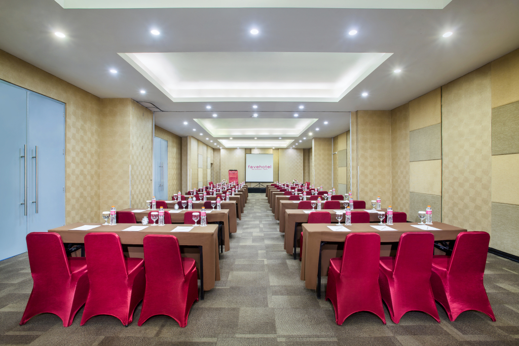 Отель Favehotel Manahan