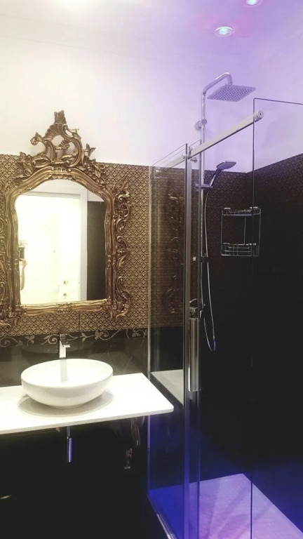 Impero Vaticano Suites Guest House