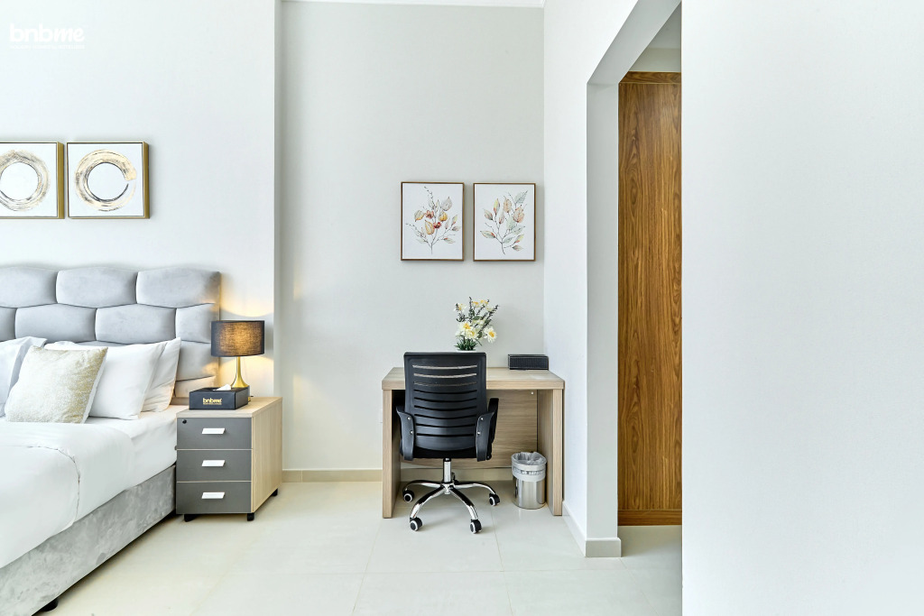 Апартаменты Bnbmehomes | Cozy 1BR Suite nr Dubai Mall & Burj Khalifa - 1306