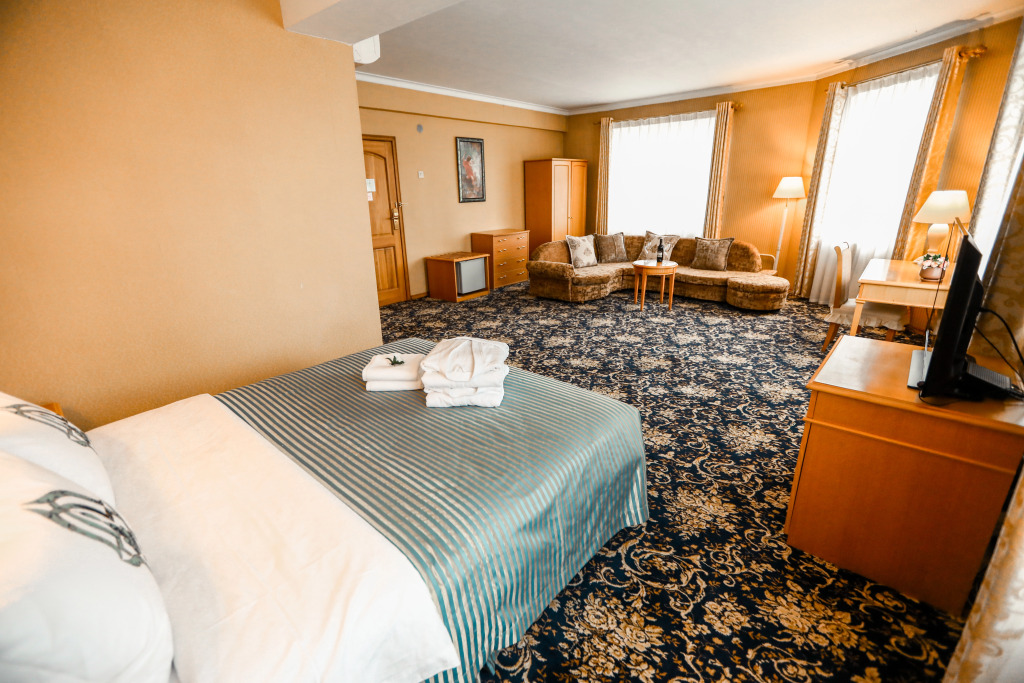 Continental Hotel