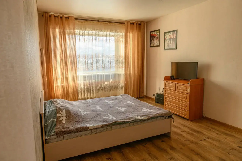Квартира на Наровчатова 17 кв 35