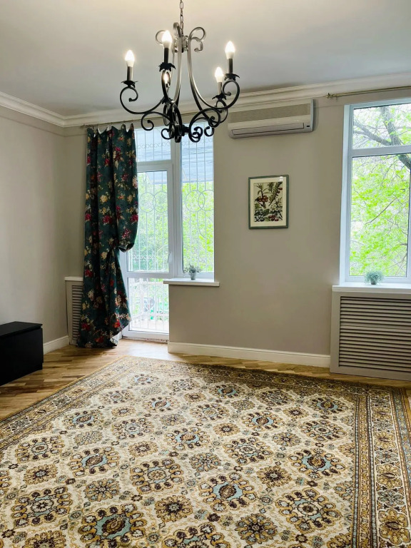 Квартира M.O.O.N APARTMENTS  Толе би Тулебаева кв 8 Центр