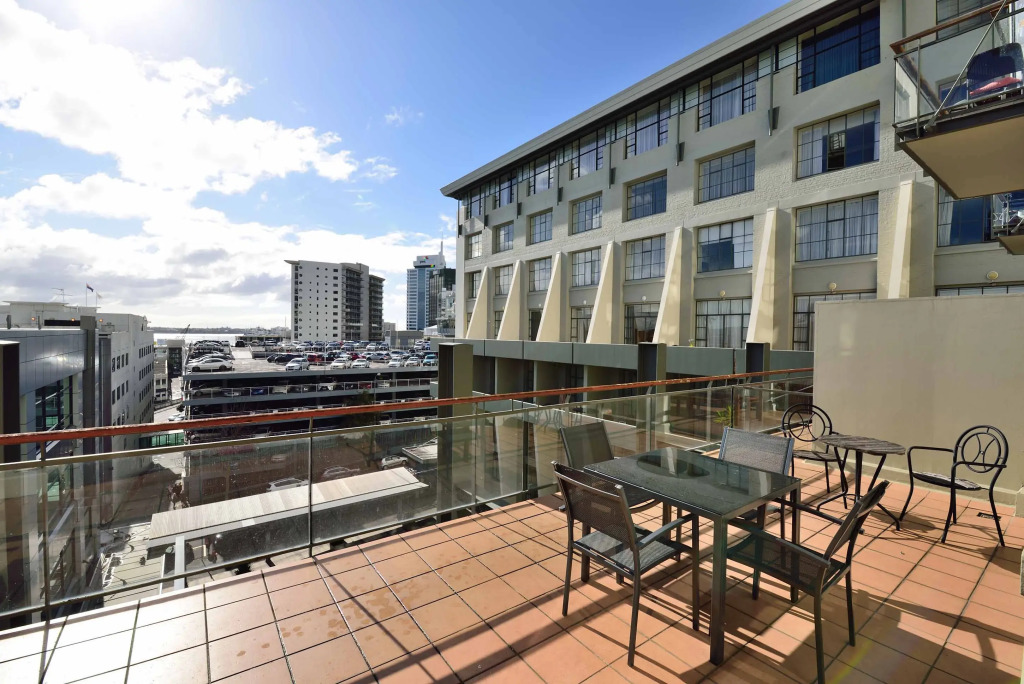 Апартаменты Furnished in Auckland CBD