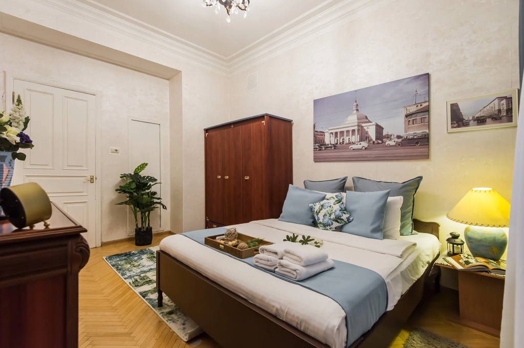 Квартира GM Apartments на Москва-реке с Видом на Набережную и Сталинскую высотку