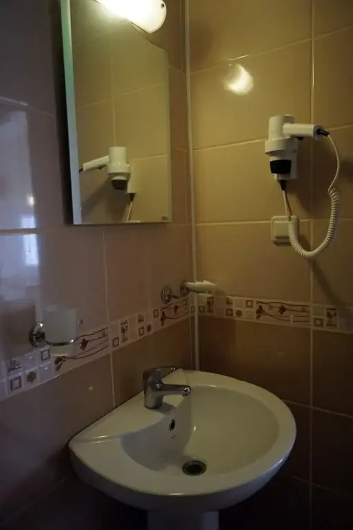 Отель Aybel Inn