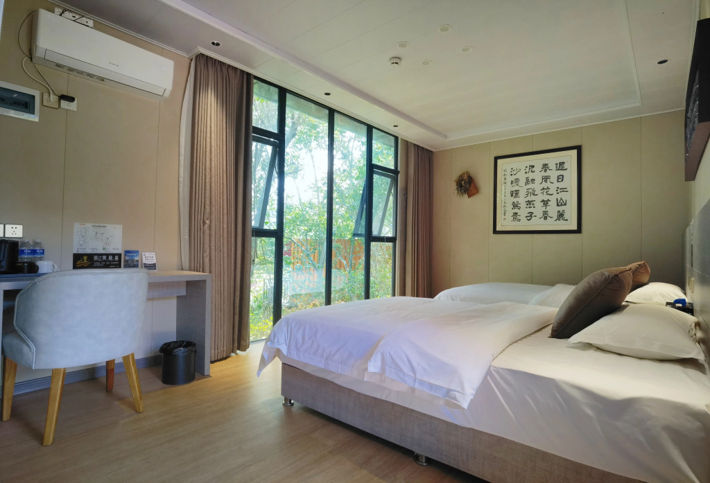Ночлег и завтрак (B&B) Yiyuan Designer Internet Celebrity Chengdu Tianfu International Airport